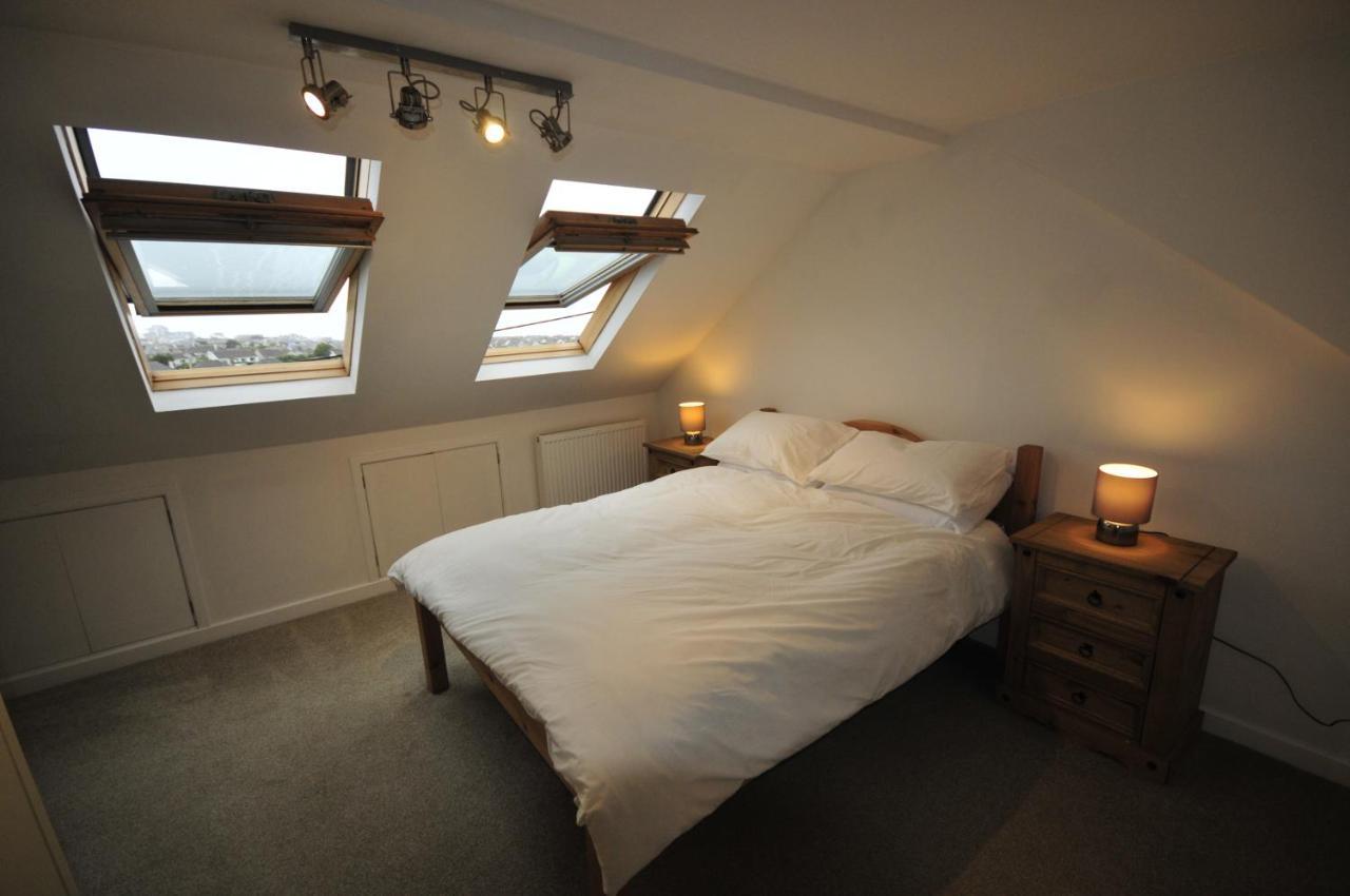Surf View Apartment, Newquay Ньюки Экстерьер фото