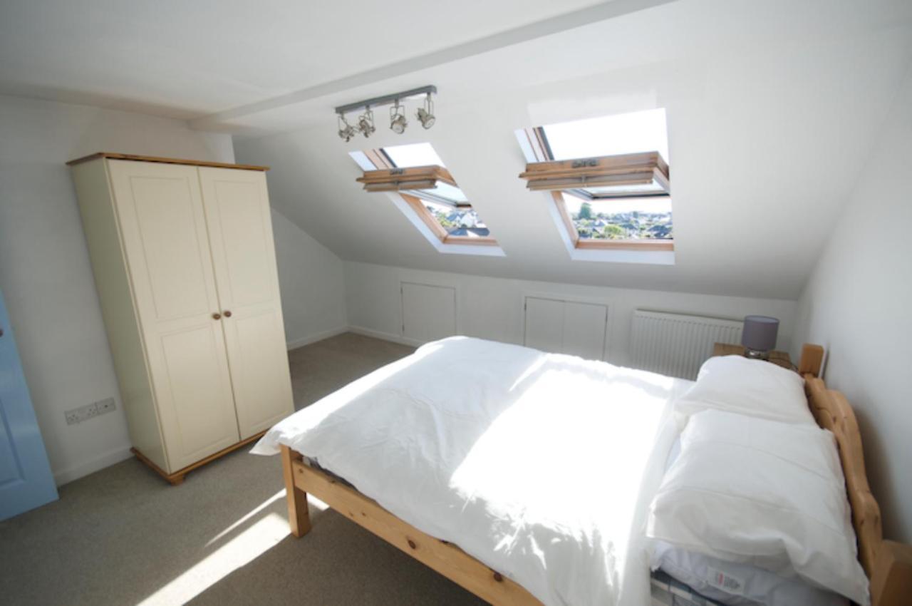 Surf View Apartment, Newquay Ньюки Экстерьер фото
