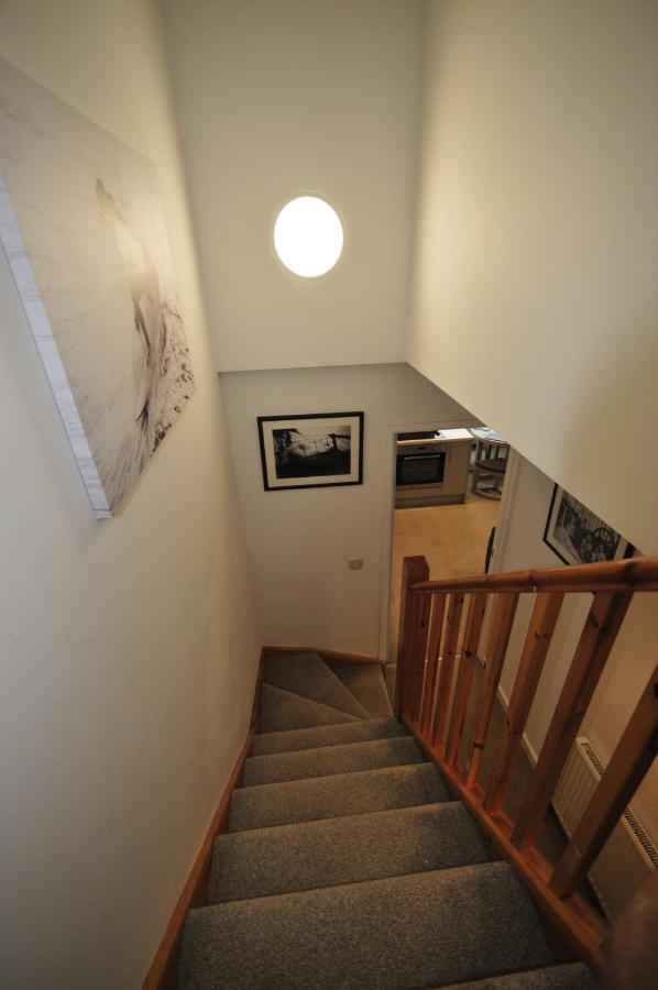 Surf View Apartment, Newquay Ньюки Экстерьер фото